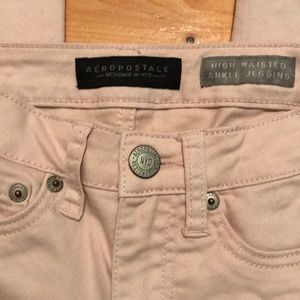 Blush pink Aeropostale jeggings